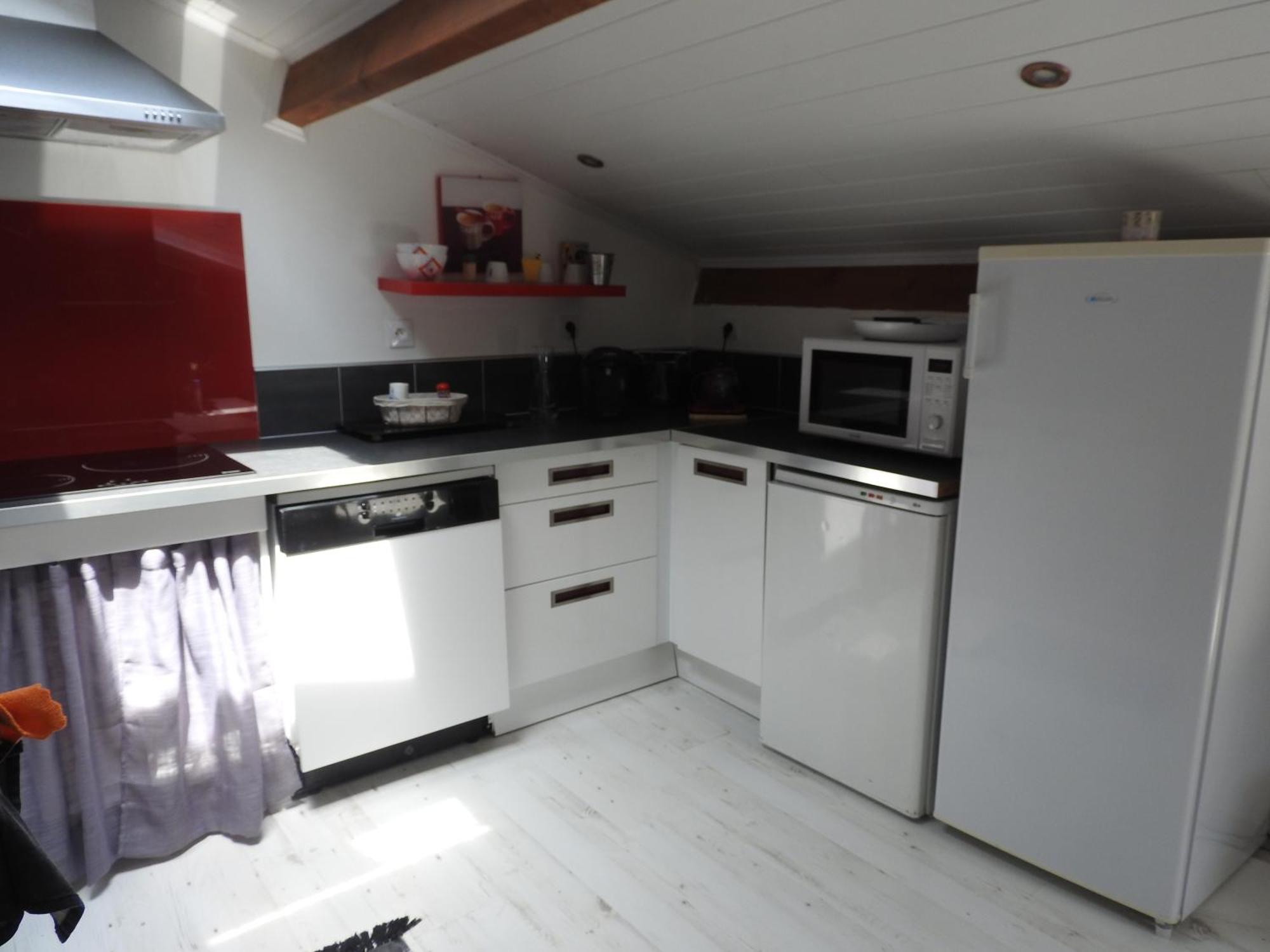 Appartement Mansarde Et Climatise 50 M2 Pompignan  Экстерьер фото