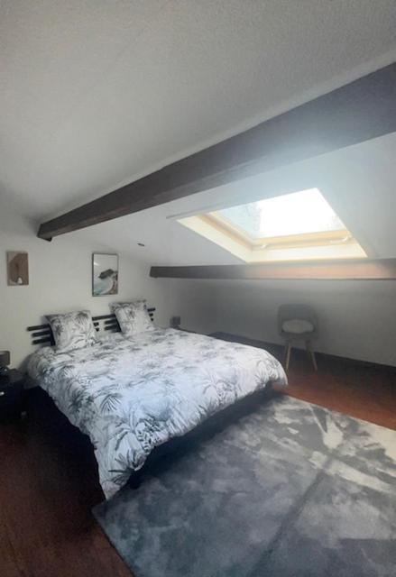 Appartement Mansarde Et Climatise 50 M2 Pompignan  Экстерьер фото