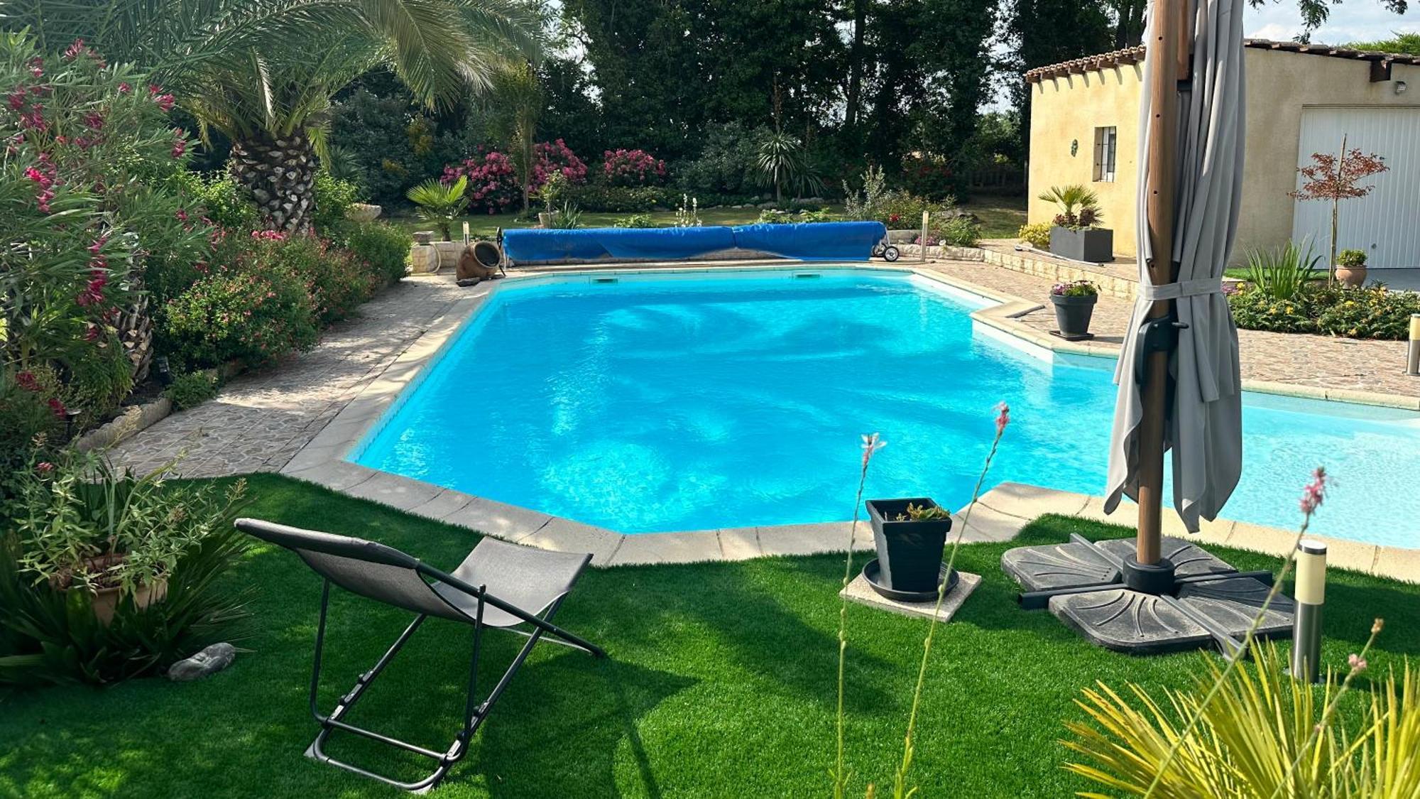 Appartement Mansarde Et Climatise 50 M2 Pompignan  Экстерьер фото
